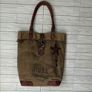 Mona B Tote Bag